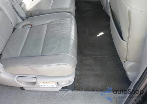 2011 Honda Odyssey Touring/Touring Elite from USA, damaged, VIN 5FNRL5H97BB037713